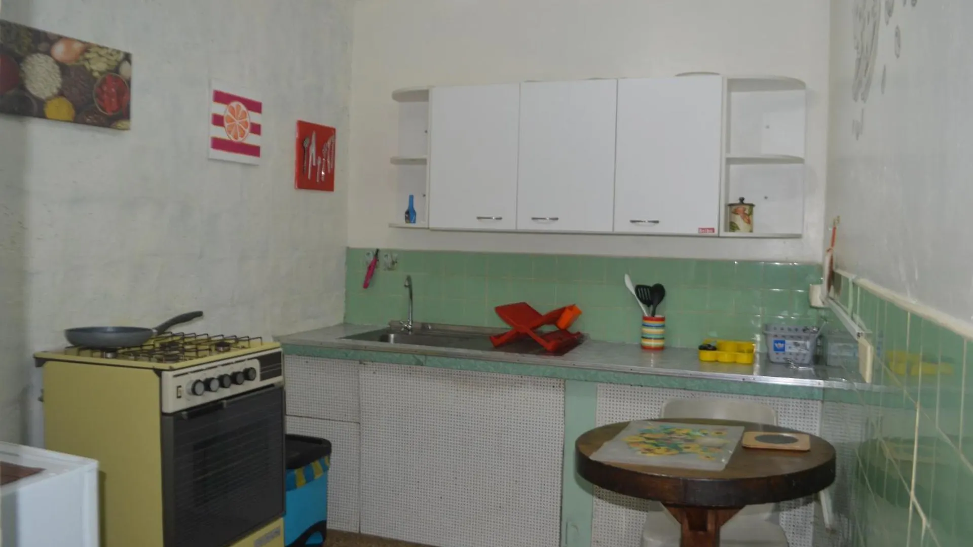 Apartamento Independiente A 6 Minutos De Mall El Jardin Quito